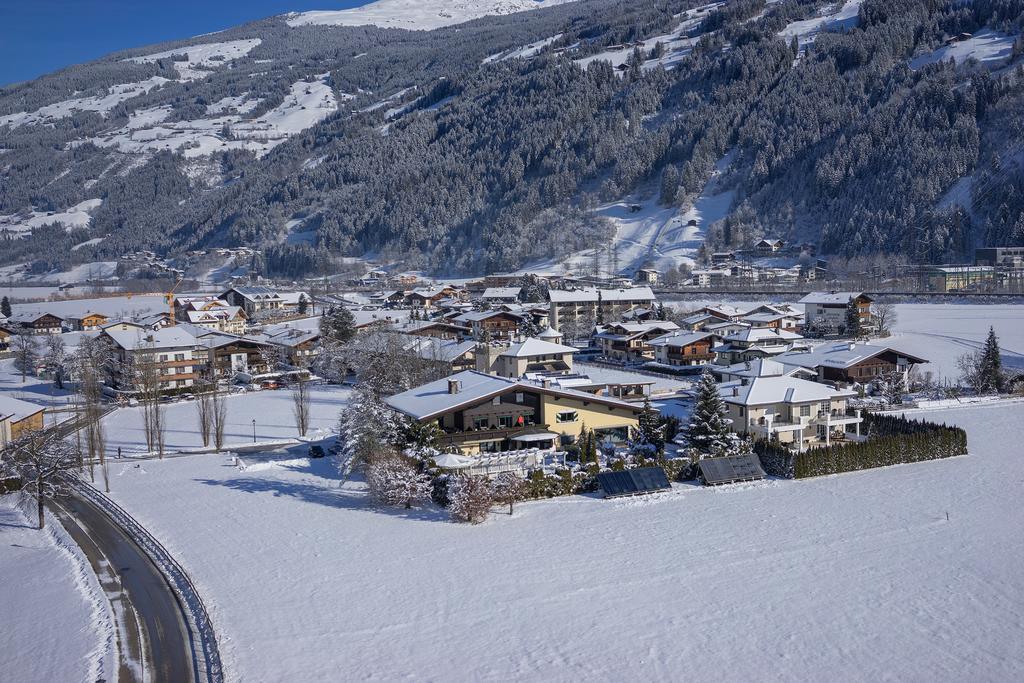 Boutiquehotel Saeumler ツェル・アム・ツィラー エクステリア 写真